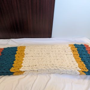 Chunky Arm-Knitted Blanket