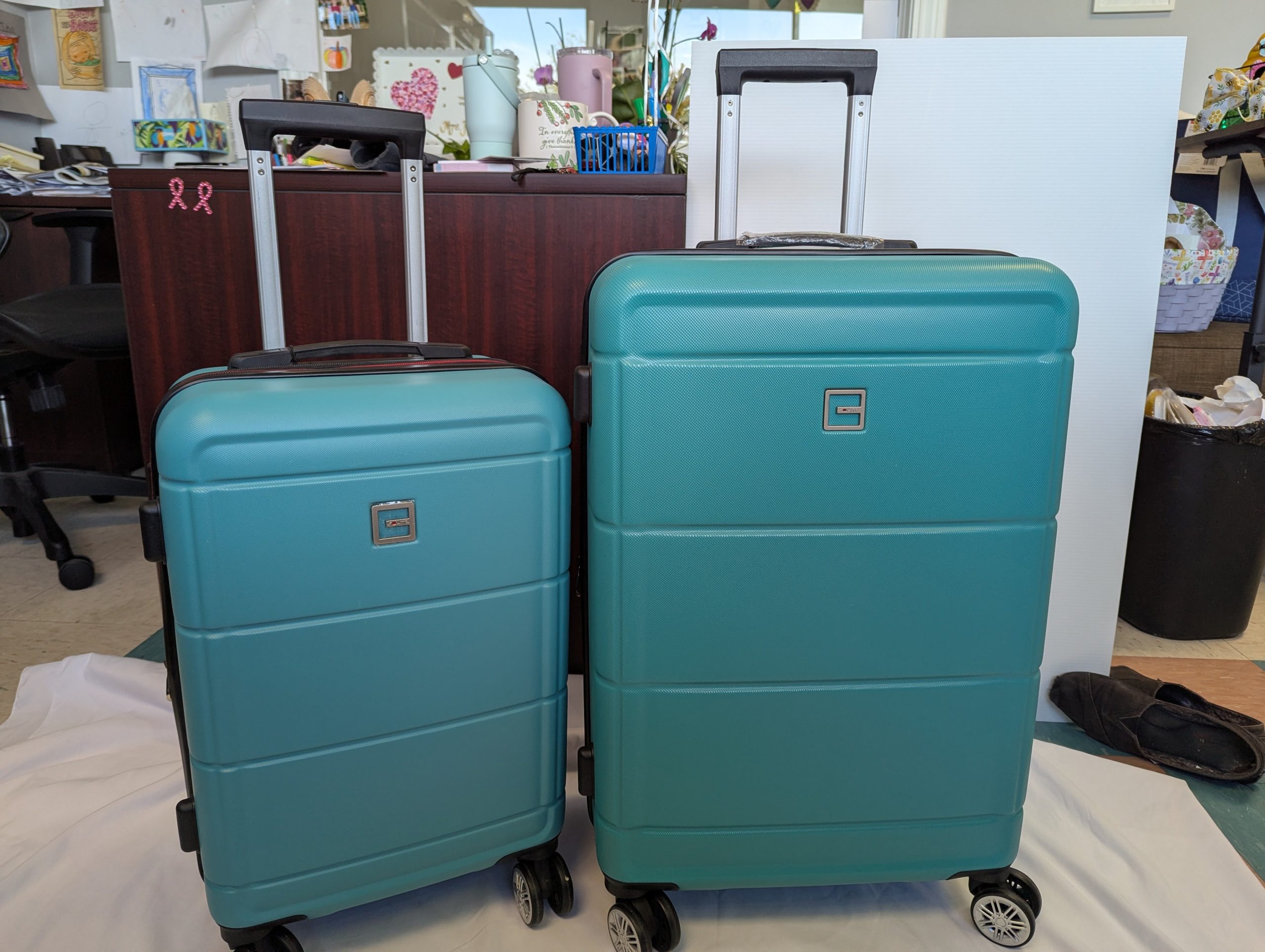 2 Turquoise Solite Suitcase Set