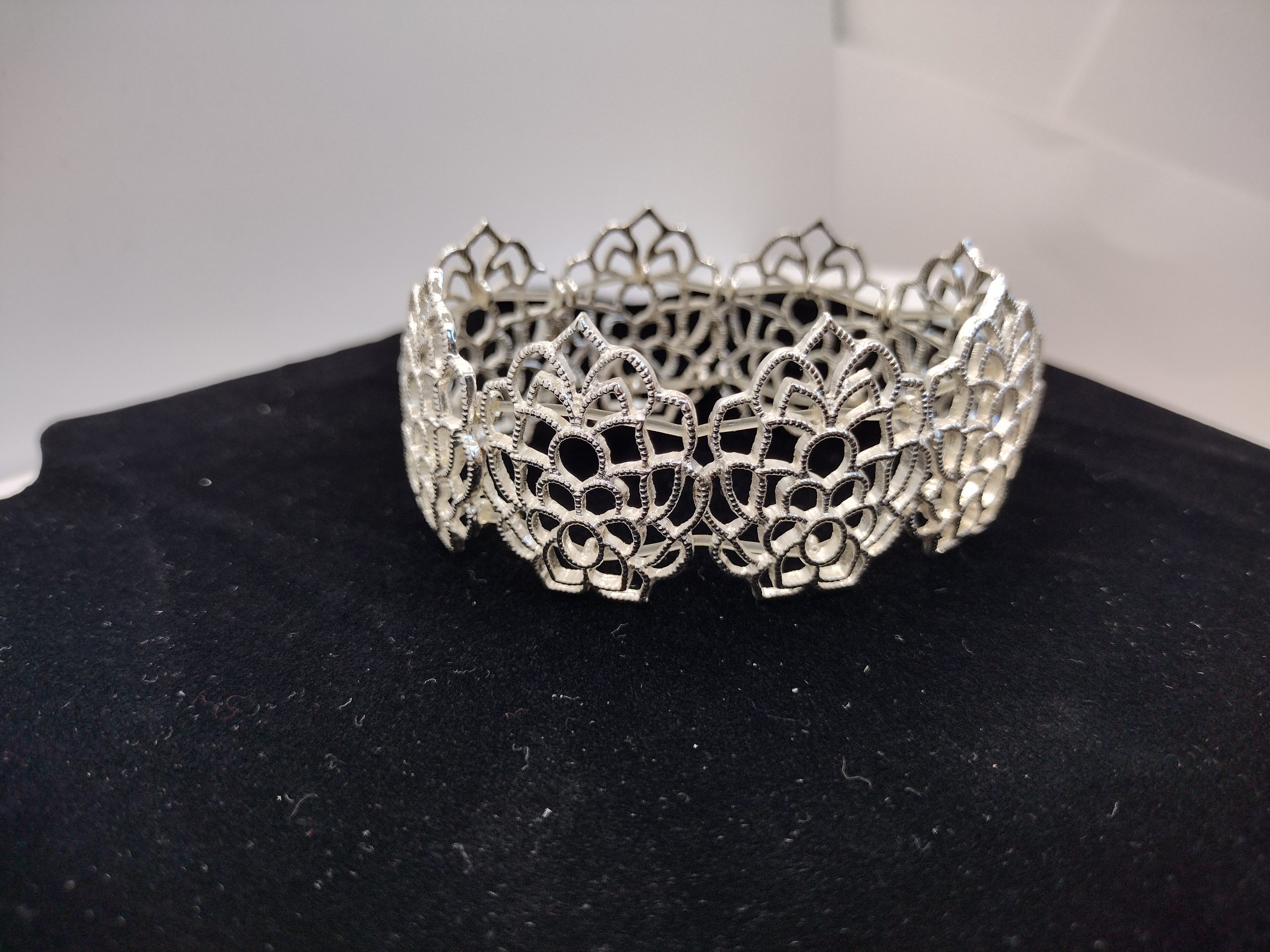 Silver-toned Floral Mandala Motif Jewelry Set/ Necklace, Earrings, Bracelet, and Cocktail Ring - Image 2