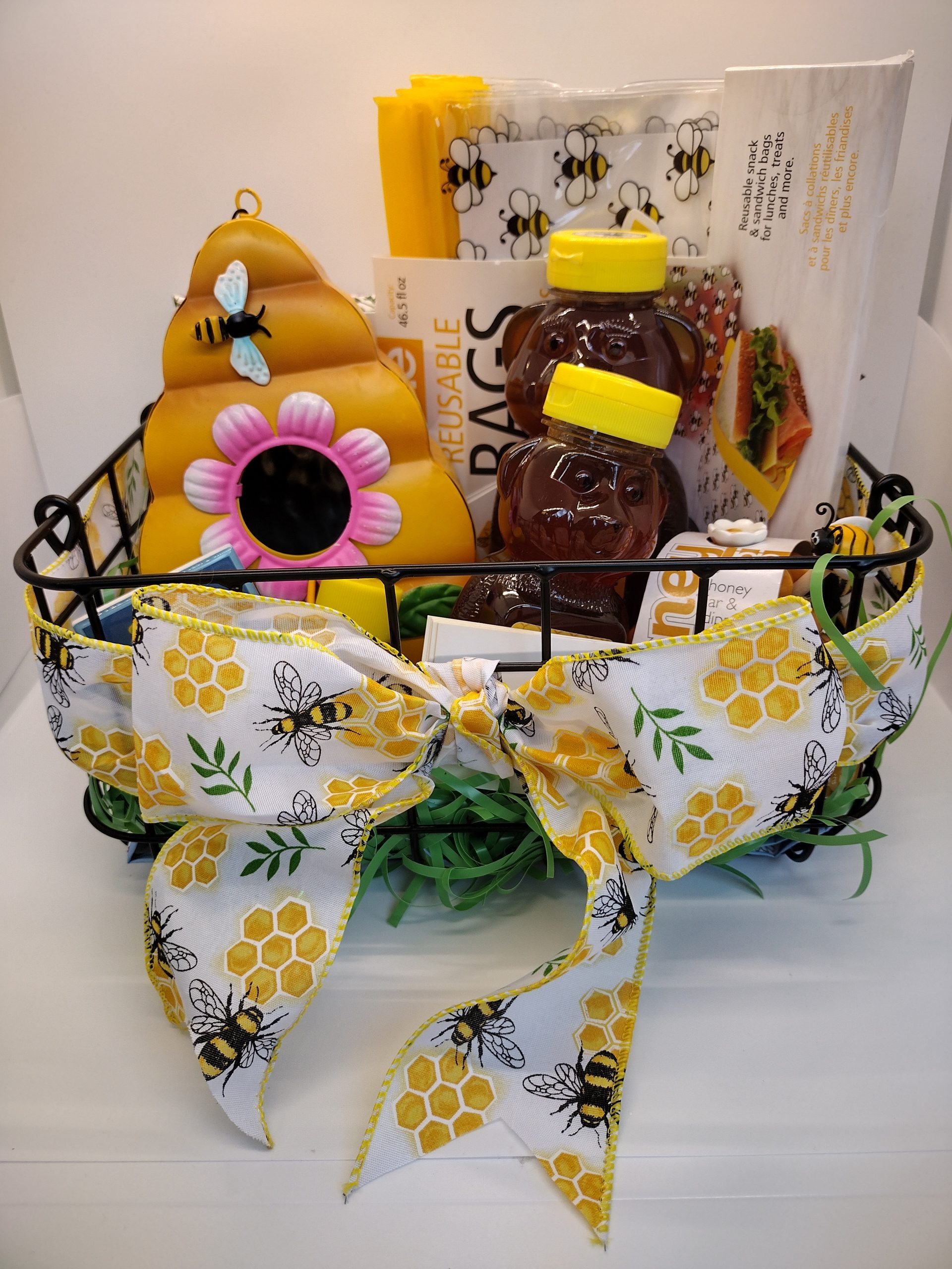 A BEE-utiful Basket - Image 5