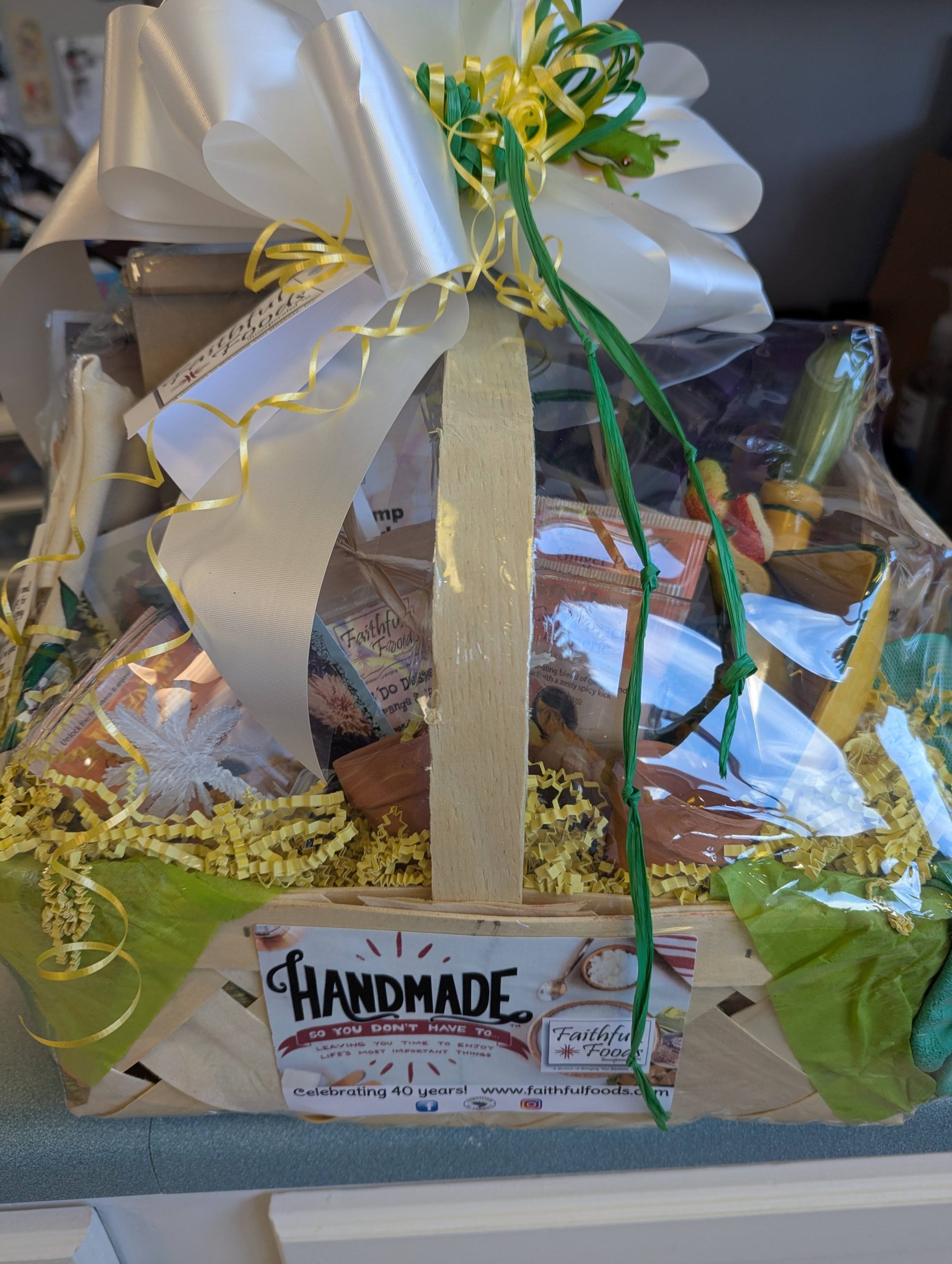 Faithful Foods Gift Basket - Image 5
