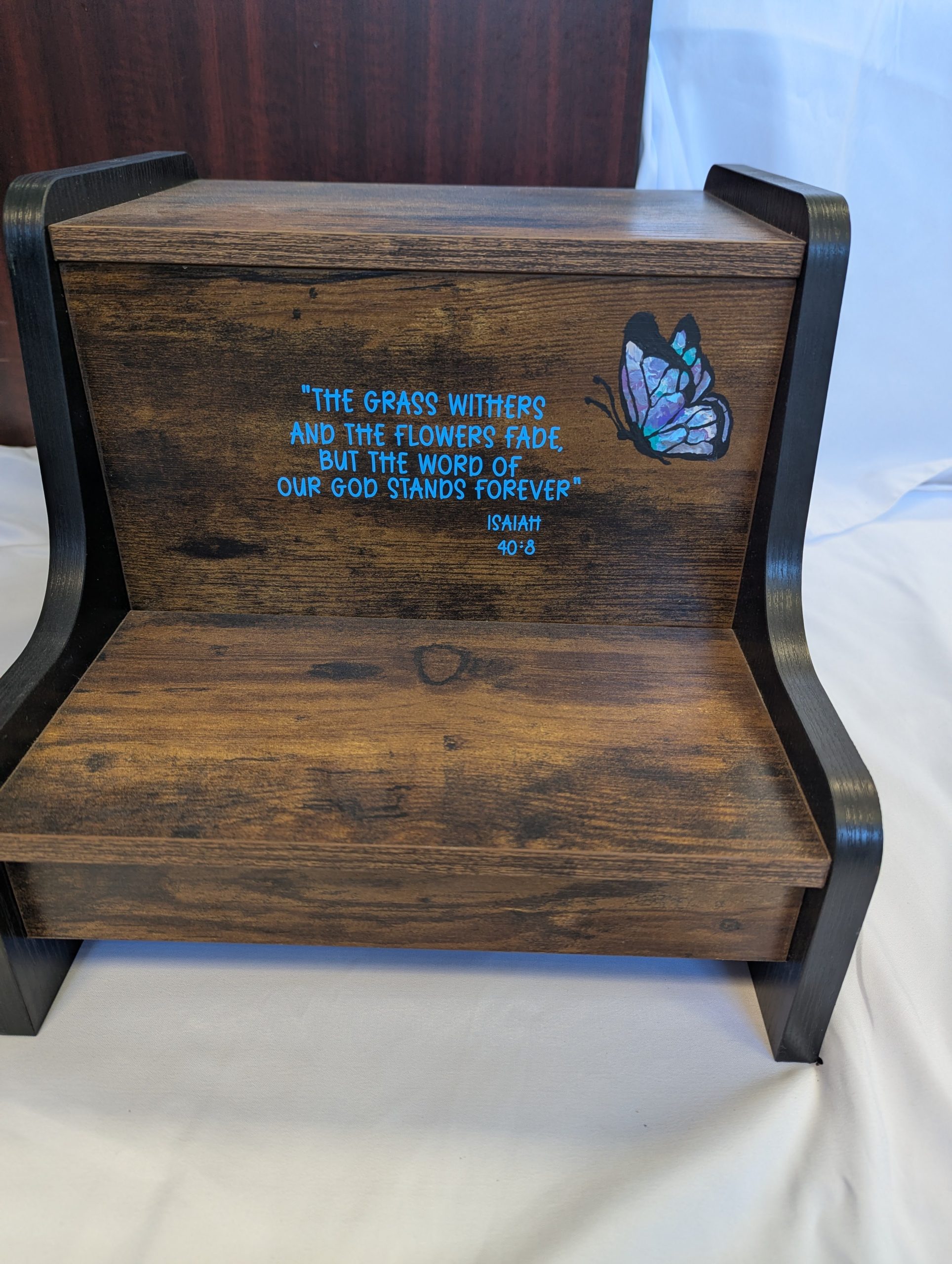 Threes' Class Art Project: Fingerprint Flowers Step Stool - Image 6